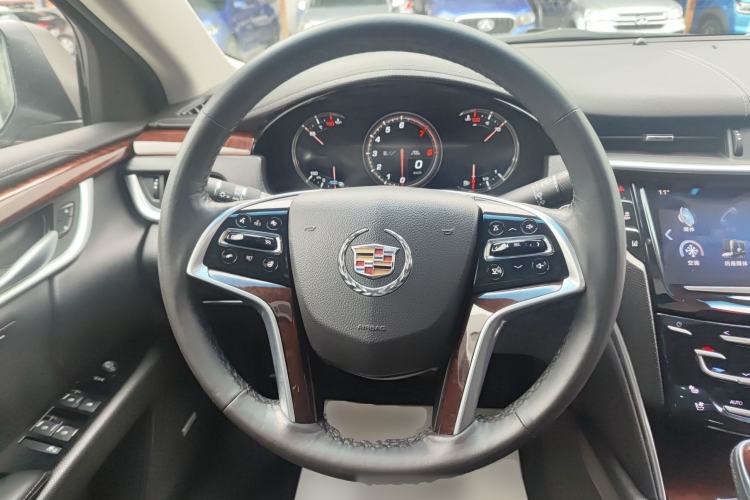 Used Cadillac XTS 2014 28T Luxury Model Steering Wheel