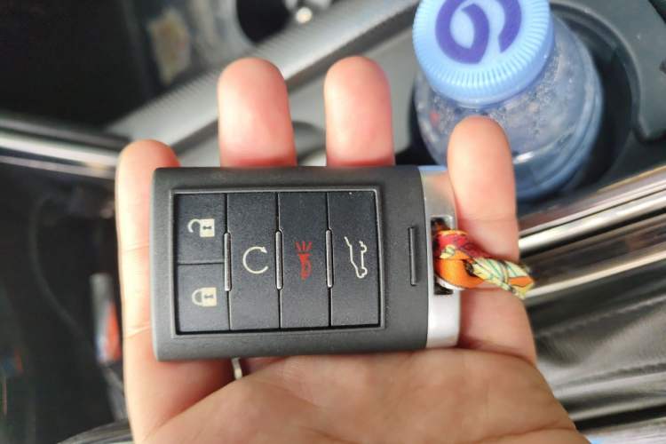 Used Cadillac XTS 2014 28T Platinum Edition Vehicle Key