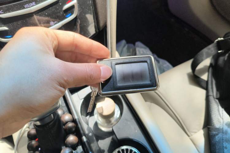 Used Cadillac XTS 2014 28T Comfort Version Vehicle Key