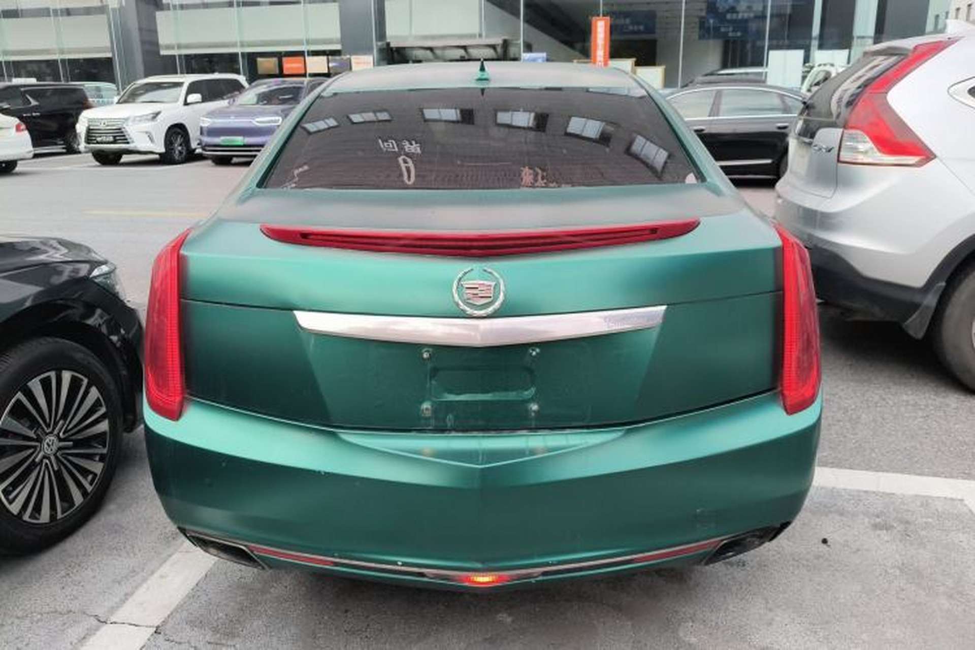 Used Cadillac XTS 2014 28T Luxury Model Exterior 4