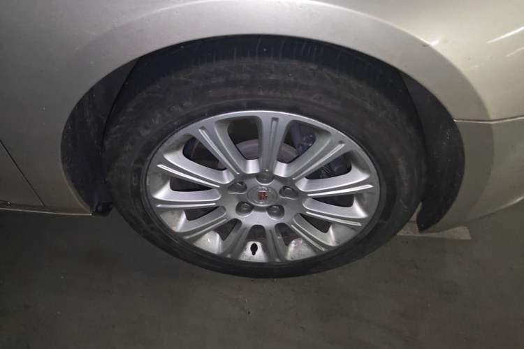Used Cadillac XTS 2014 28T Comfort Version Right Front Wheel Hub