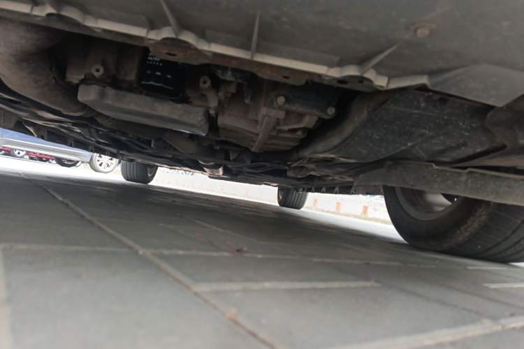 Used Cadillac XTS 2014 28T Comfort Version Chassis Front Left