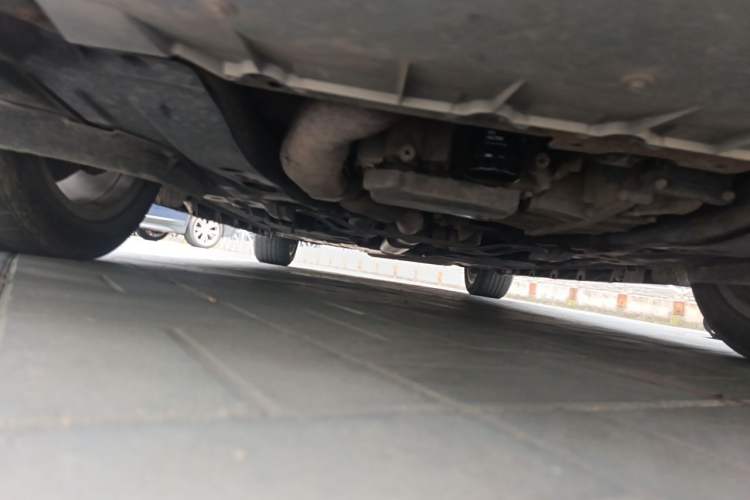 Used Cadillac XTS 2014 28T Comfort Version Chassis Front Right