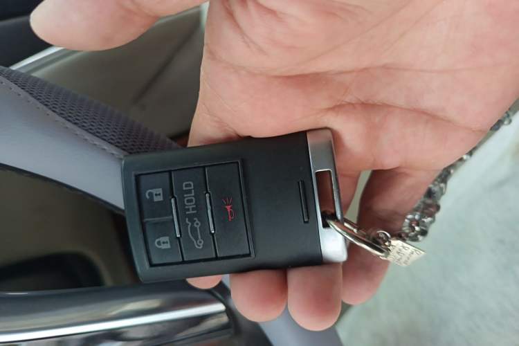 Used Cadillac XTS 2014 28T Comfort Version Vehicle Key