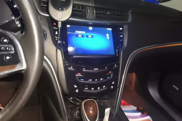 Used Cadillac XTS 2014 28T Luxury Model Audio And AC Panel