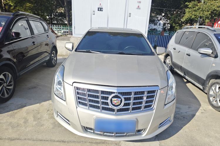 Used Cadillac XTS 2014 28T Luxury Model Front