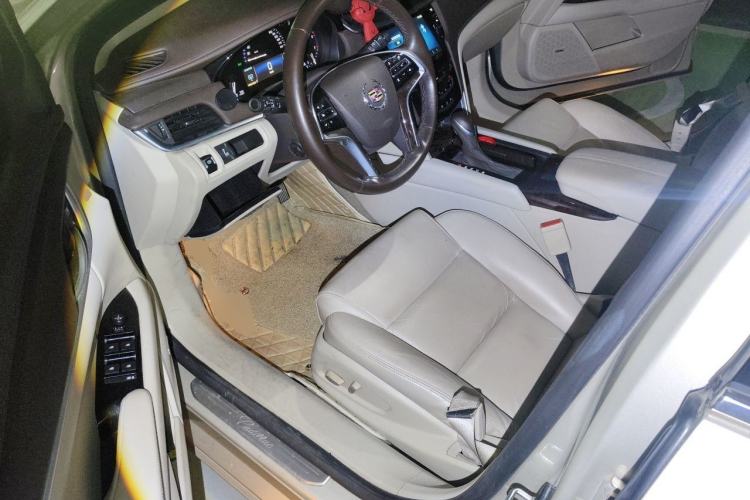 Used Cadillac XTS 2014 28T Comfort Version Left Front Seat