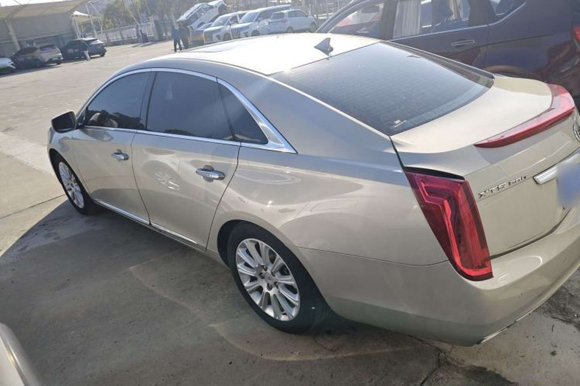 Used Cadillac XTS 2014 28T Luxury Model Left Side