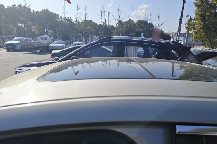 Used Cadillac XTS 2014 28T Luxury Model Roof