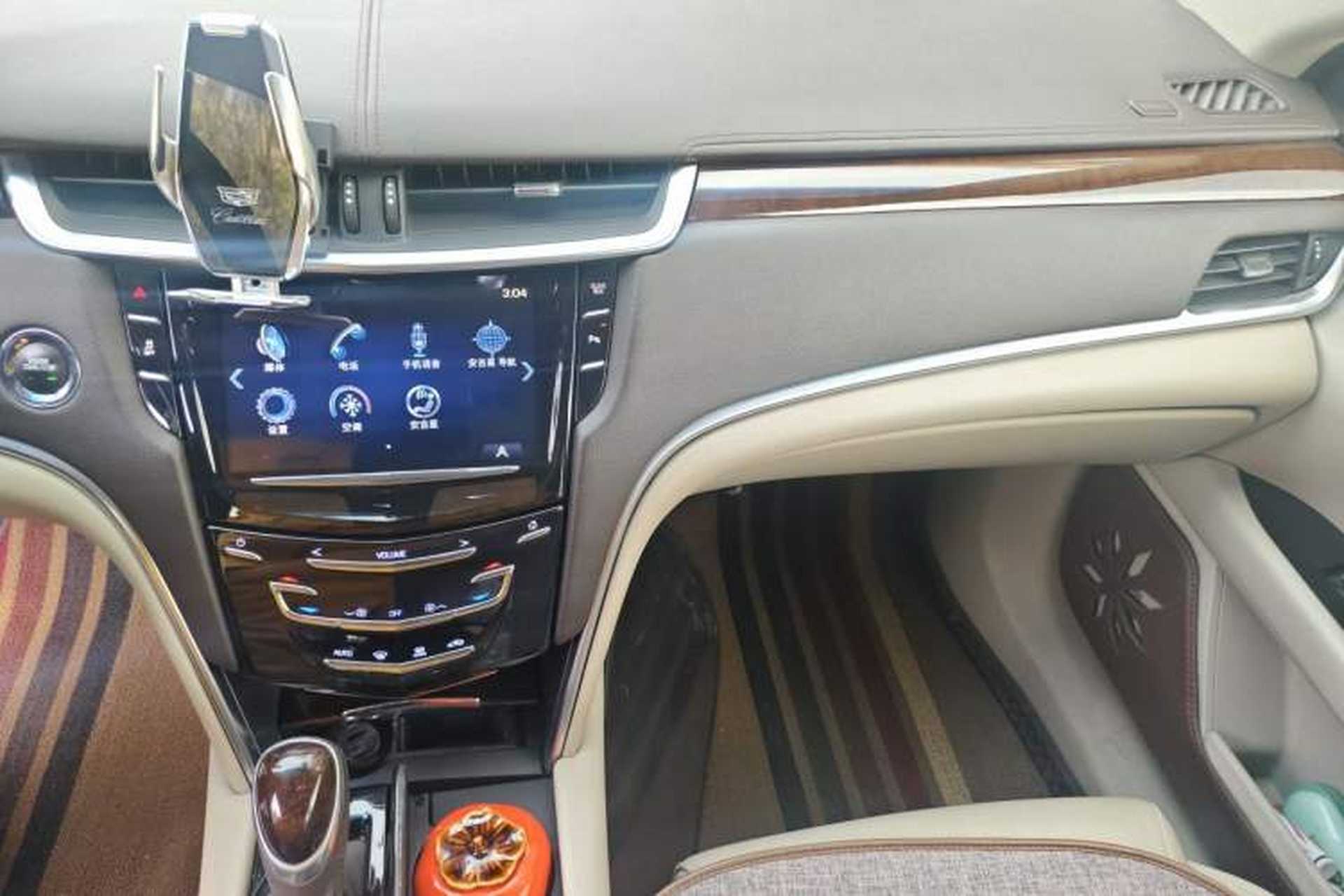 Used Cadillac XTS 2014 28T Elite Edition Audio And AC Panel