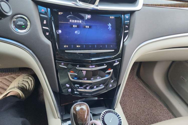 Used Cadillac XTS 2014 28T Luxury Model Audio And AC Panel