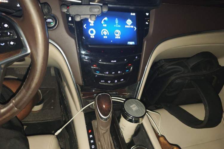Used Cadillac XTS 2014 28T Elite Edition Audio And AC Panel