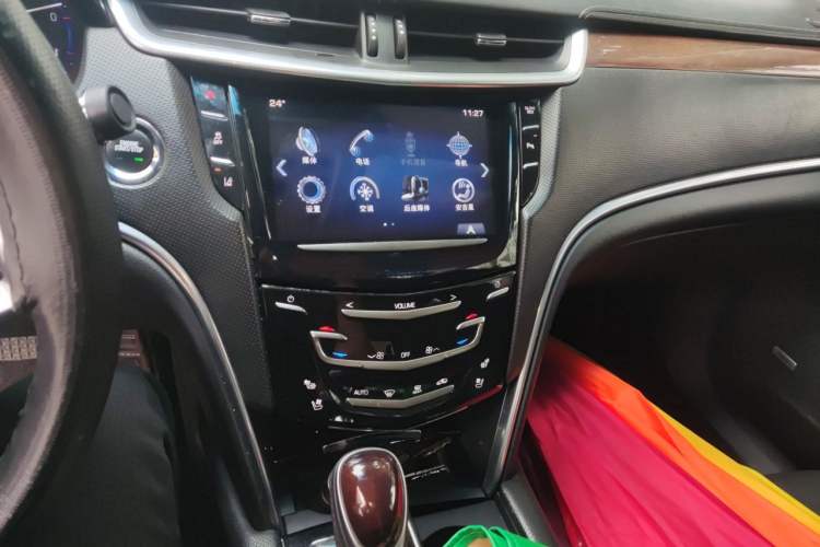 Used Cadillac XTS 2014 28T Luxury Model Audio And AC Panel