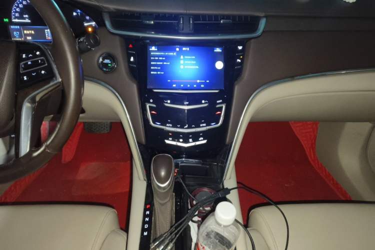 Used Cadillac XTS 2014 28T Comfort Version Audio And AC Panel