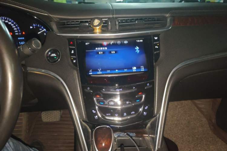 Used Cadillac XTS 2014 28T Luxury Model Audio And AC Panel