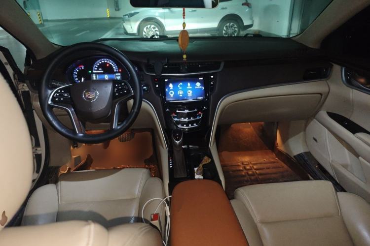 Used Cadillac XTS 2014 28T Elite Edition Center Console