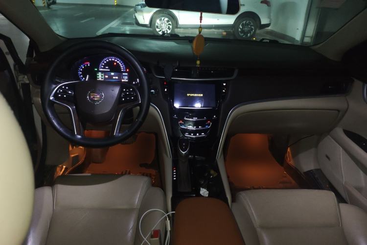 Used Cadillac XTS 2014 28T Elite Edition Center Console