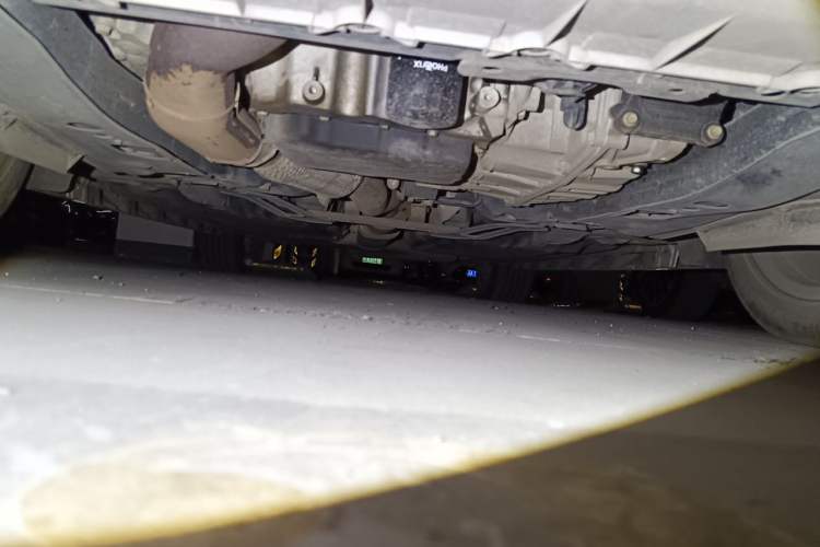 Used Cadillac XTS 2014 28T Comfort Version Chassis Front