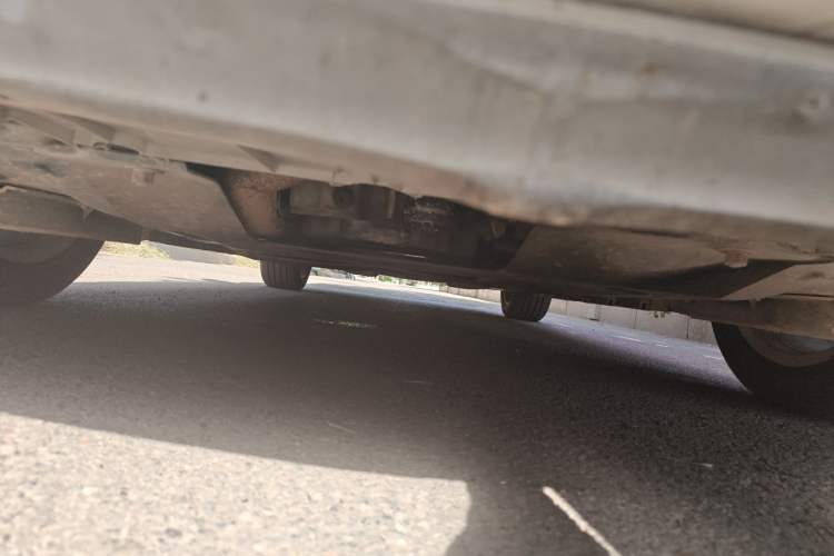 Used Cadillac XTS 2014 28T Comfort Version Chassis Front