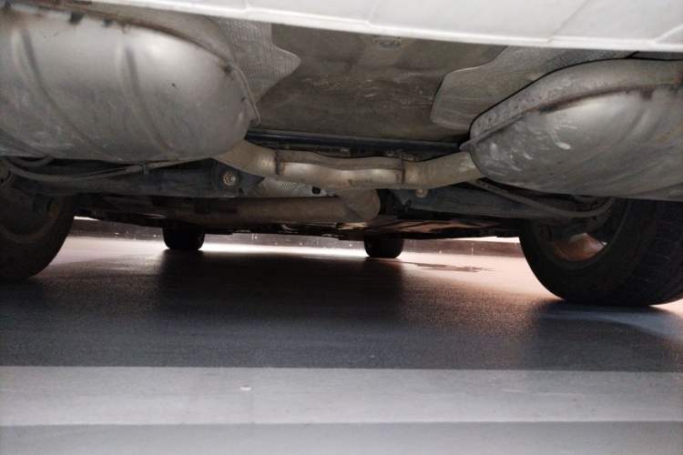 Used Cadillac XTS 2014 28T Comfort Version Chassis Front