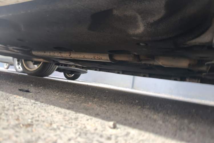 Used Cadillac XTS 2014 28T Platinum Edition Chassis Front Right
