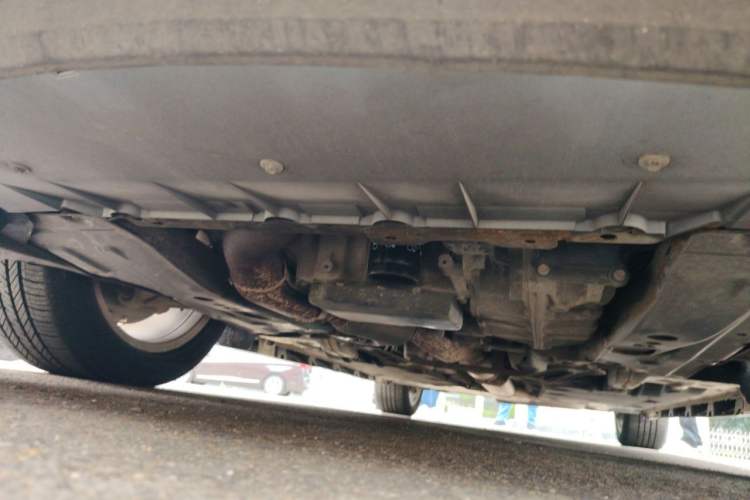 Used Cadillac XTS 2014 28T Comfort Version Chassis Front