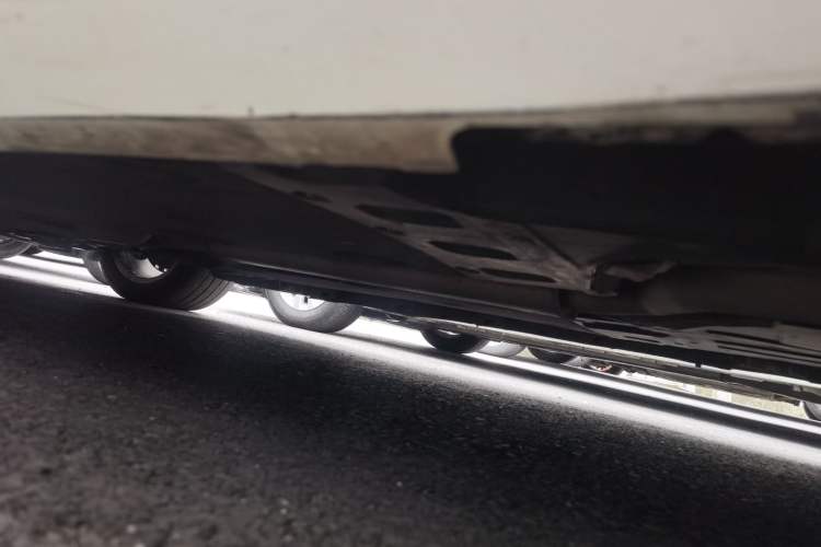 Used Cadillac XTS 2014 28T Comfort Version Chassis Rear Left