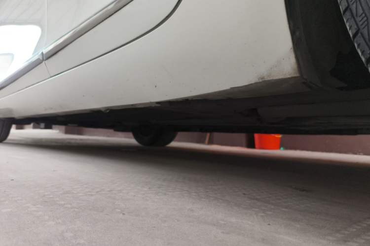 Used Cadillac XTS 2014 28T Comfort Version Chassis Rear Left