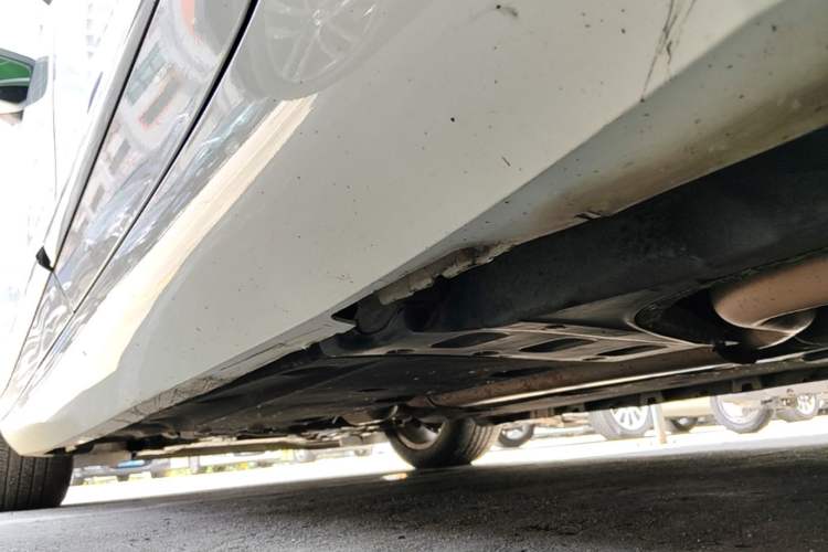 Used Cadillac XTS 2014 28T Elite Edition Chassis Rear Left