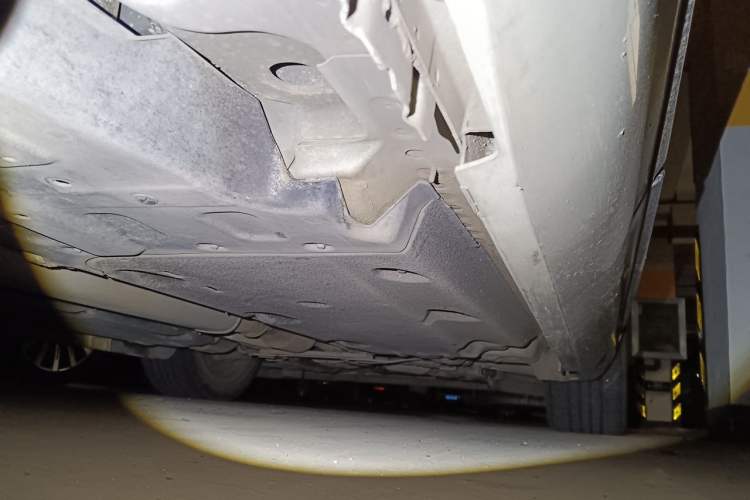 Used Cadillac XTS 2014 28T Comfort Version Chassis Rear Right