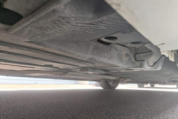 Used Cadillac XTS 2014 28T Elite Edition Chassis Rear Right