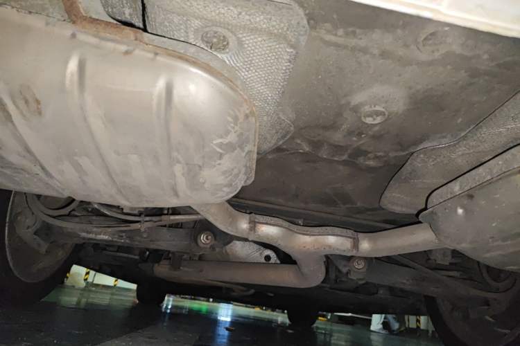 Used Cadillac XTS 2014 28T Comfort Version Chassis Rear