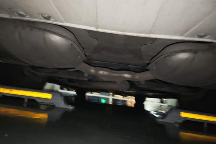 Used Cadillac XTS 2014 28T Comfort Version Chassis Rear