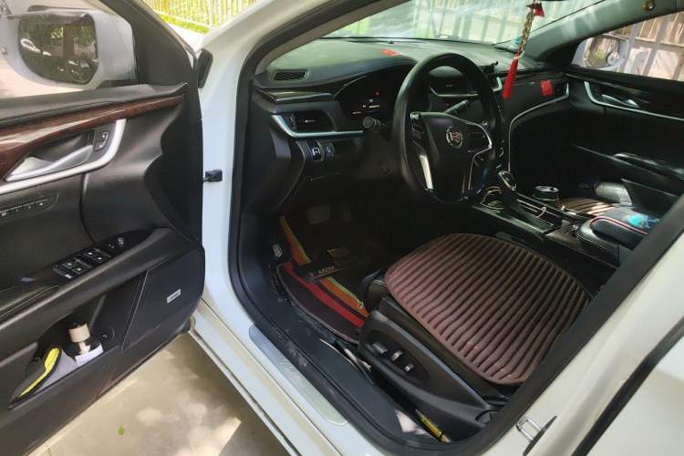 Used Cadillac XTS 2014 28T Luxury Model Driver Seat