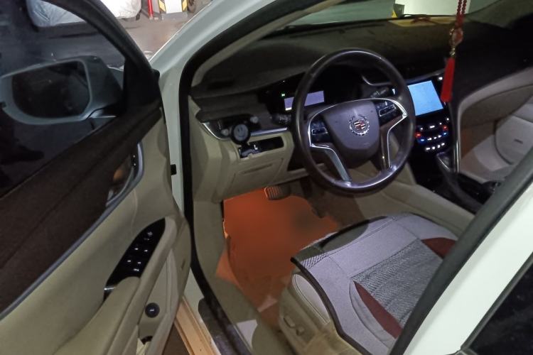 Used Cadillac XTS 2014 28T Comfort Version Driver Seat
