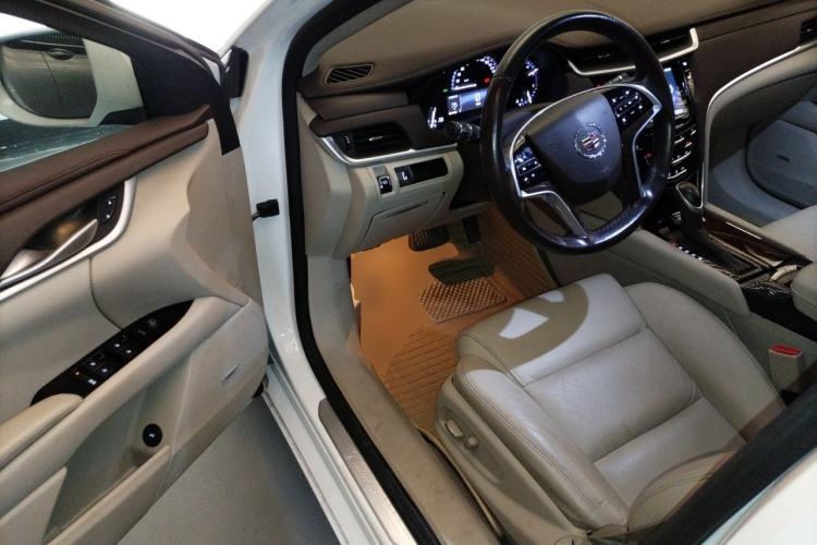 Used Cadillac XTS 2014 28T Comfort Version Driver Seat