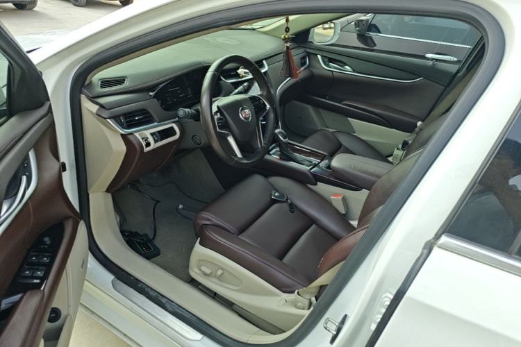 Used Cadillac XTS 2014 28T Comfort Version Driver Seat