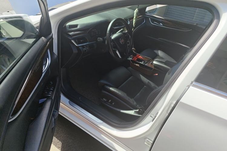 Used Cadillac XTS 2014 28T Elite Edition Driver Seat