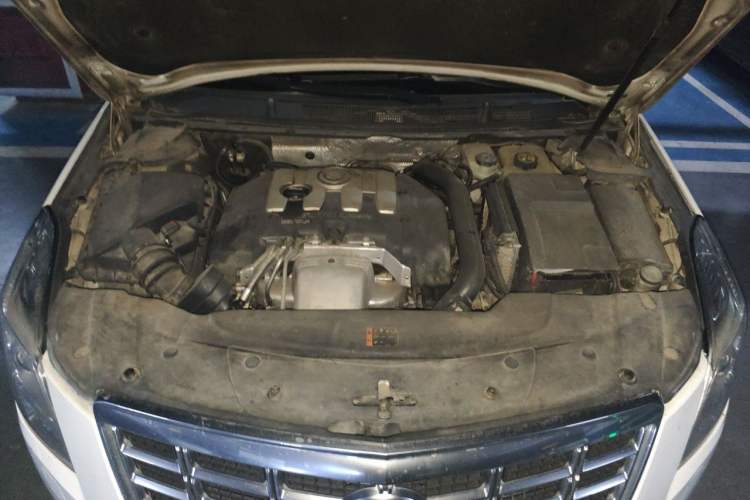 Used Cadillac XTS 2014 28T Elite Edition Engine Bay