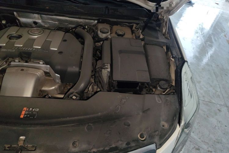 Used Cadillac XTS 2014 28T Luxury Model Engine Bay Left
