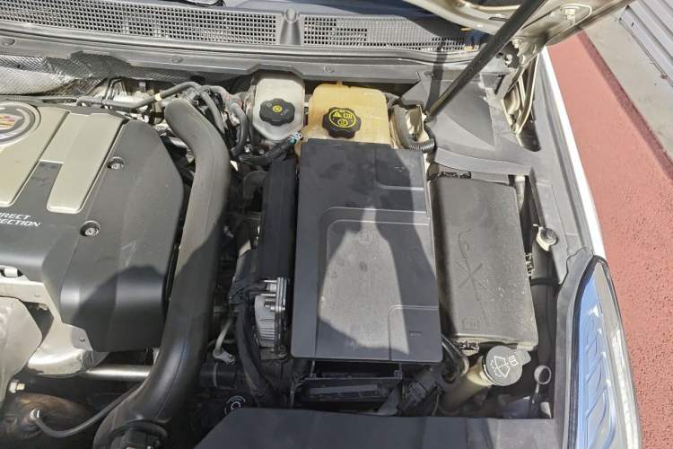 Used Cadillac XTS 2014 28T Elite Edition Engine Bay Left