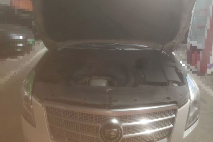 Used Cadillac XTS 2014 28T Platinum Edition Engine Bay