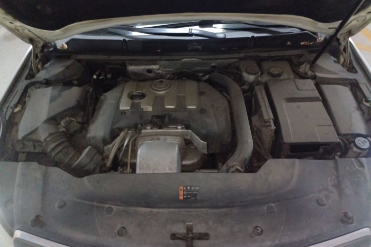 Used Cadillac XTS 2014 28T Luxury Model Engine Bay