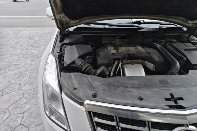 Used Cadillac XTS 2014 28T Comfort Version Engine Bay Right