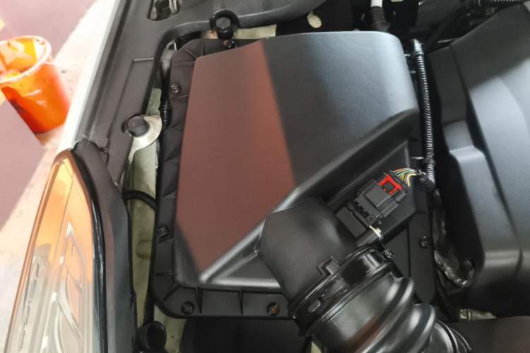 Used Cadillac XTS 2014 28T Comfort Version Engine Bay Right