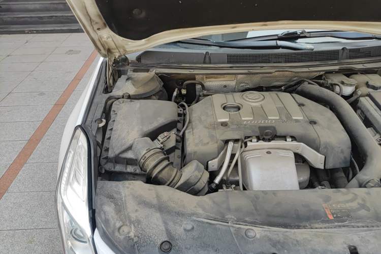 Used Cadillac XTS 2014 28T Elite Edition Engine Bay Right