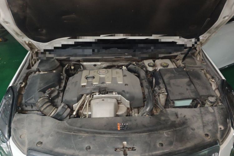 Used Cadillac XTS 2014 28T Luxury Model Engine Bay