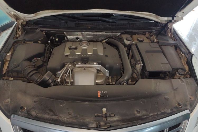 Used Cadillac XTS 2014 28T Luxury Model Engine Bay