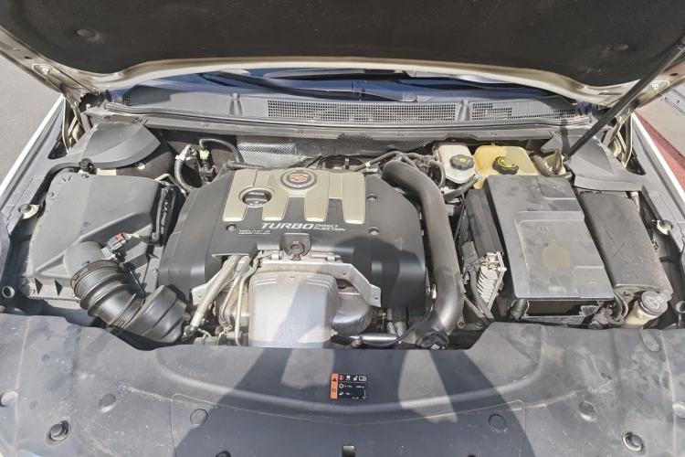 Used Cadillac XTS 2014 28T Elite Edition Engine Bay