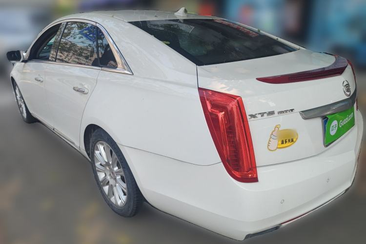 Used Cadillac XTS 2014 28T Elegant Version Exterior 3